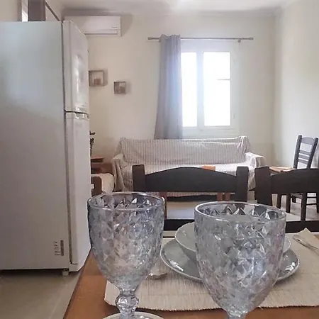 Stavros House At Center Of Lefkas
