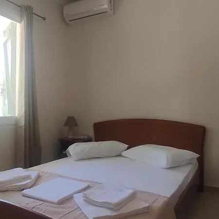 Stavros House At Center Of Lefkas Lefkada City
